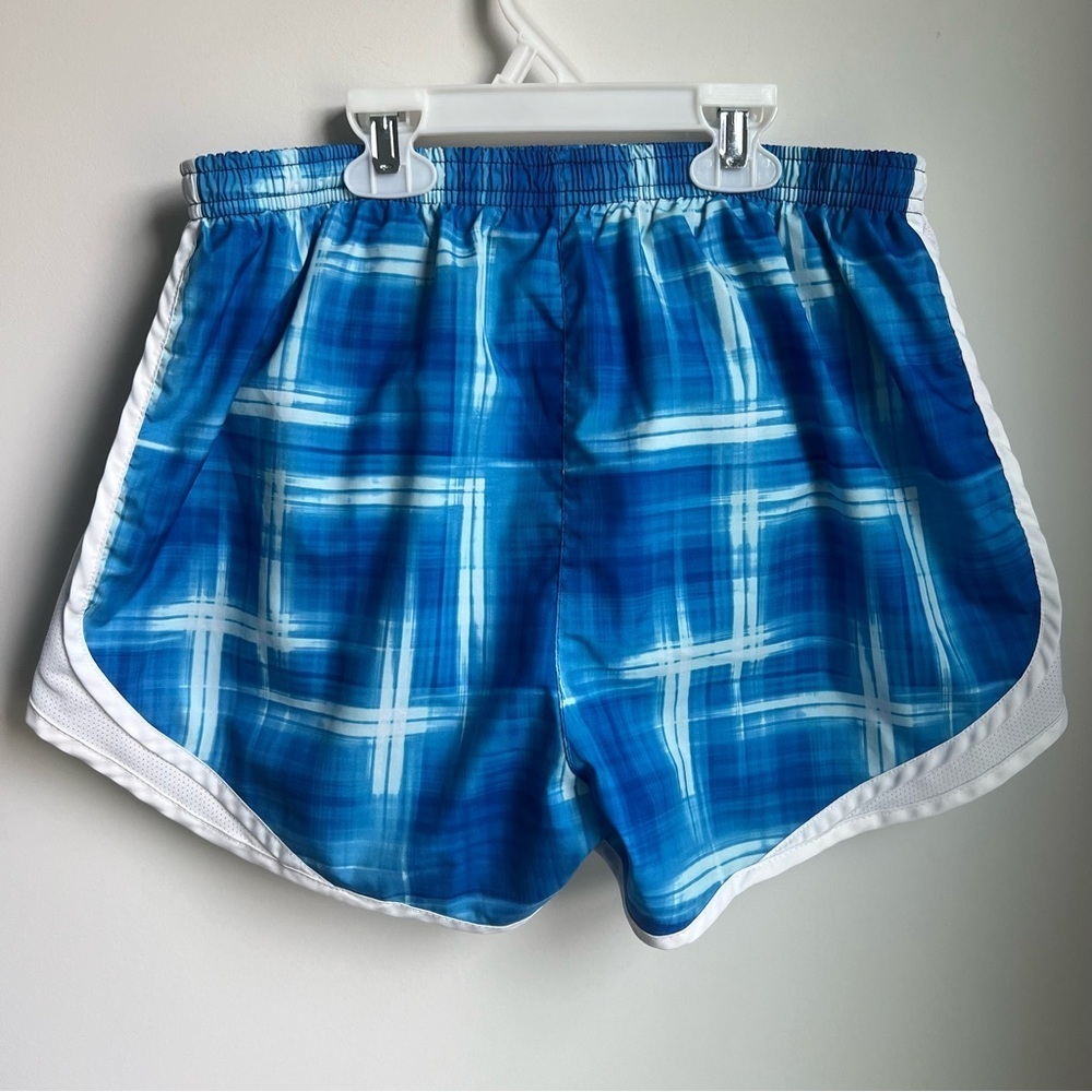 Women’s Medium Blue Nike Dri-FIT Running Shorts - Picture 2 of 3